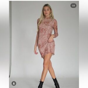 NWT Find Me Now Ammonite Long Sleeve Mini Dress